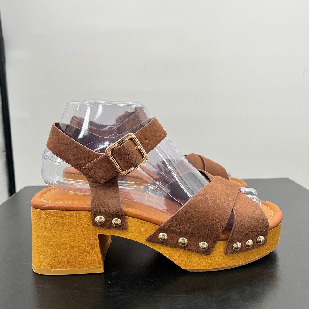 MIA Finna Platform Sandals Women 7M Brown Studded Wood Block Heel MH2428604